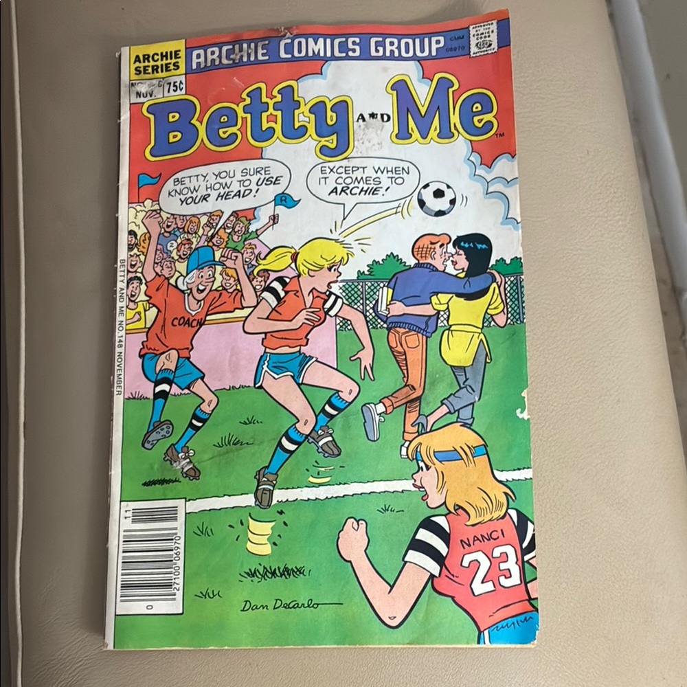 Arche Comics 'Betty and Me' with Vibrant Colors